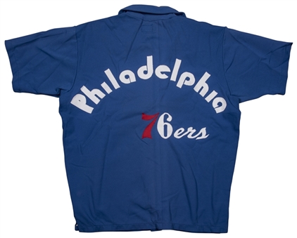 Mid-1970s Billy Cunningham Game Worn Philadelphia 76ers Blue Short-Sleeve Warm-Up Jacket